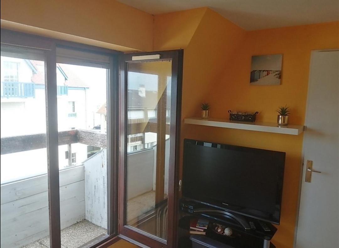 Appartement A 50 M De La Plage Avec Wifi Et Netflix วิลเลร์-ซูร์-แมร์ ภายนอก รูปภาพ